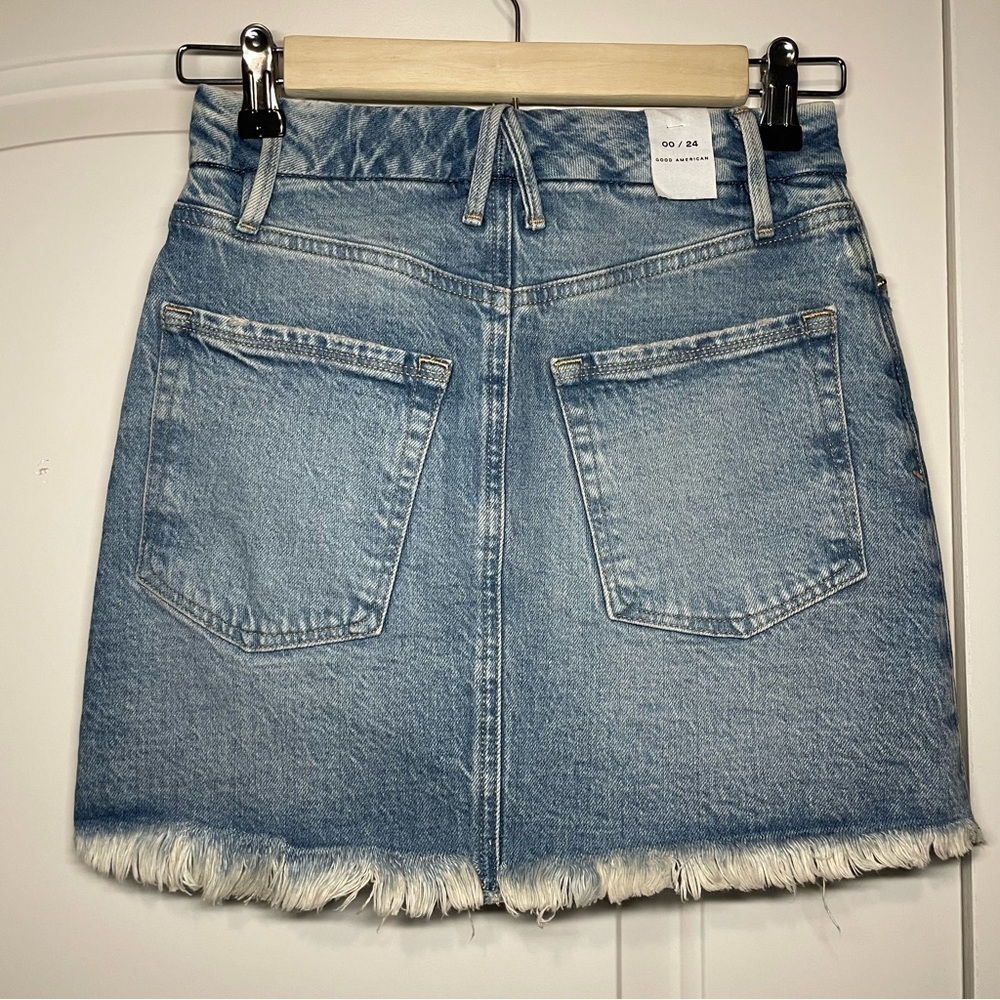Good American Light Blue Frayed Denim Mini Skirt - Picture 2 of 6
